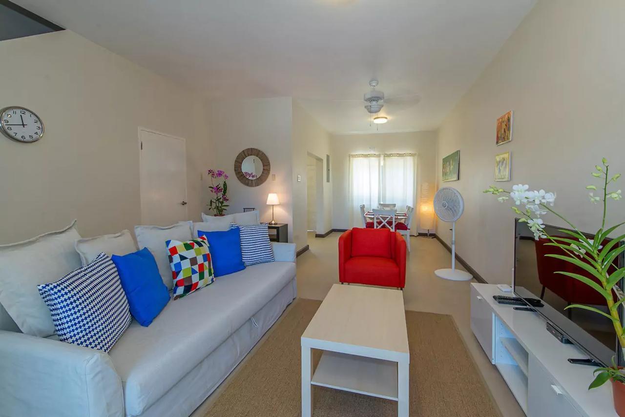 Luxury 2br Facing W/pool #4 Montego Bay