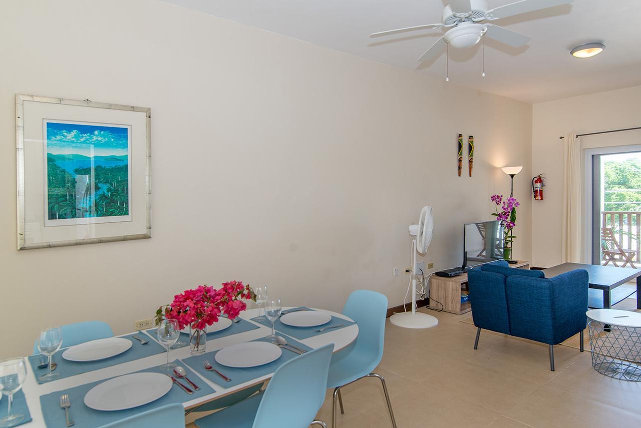 Family Complex Beside W/pool #2 Apartamento