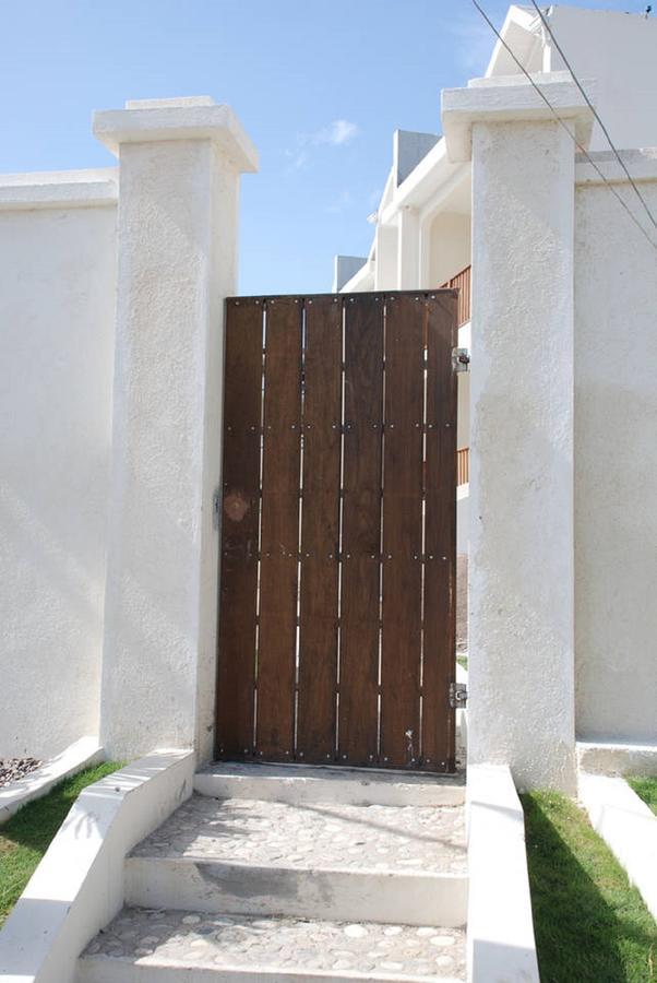 Luxury 2br Facing W/pool #4 Holiday home Montego Bay