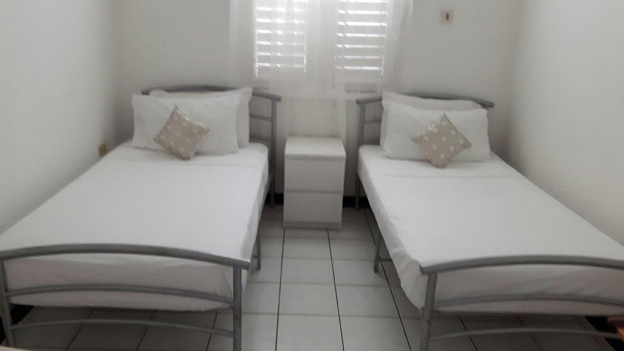 White Sands At Sandcastles Apartment *