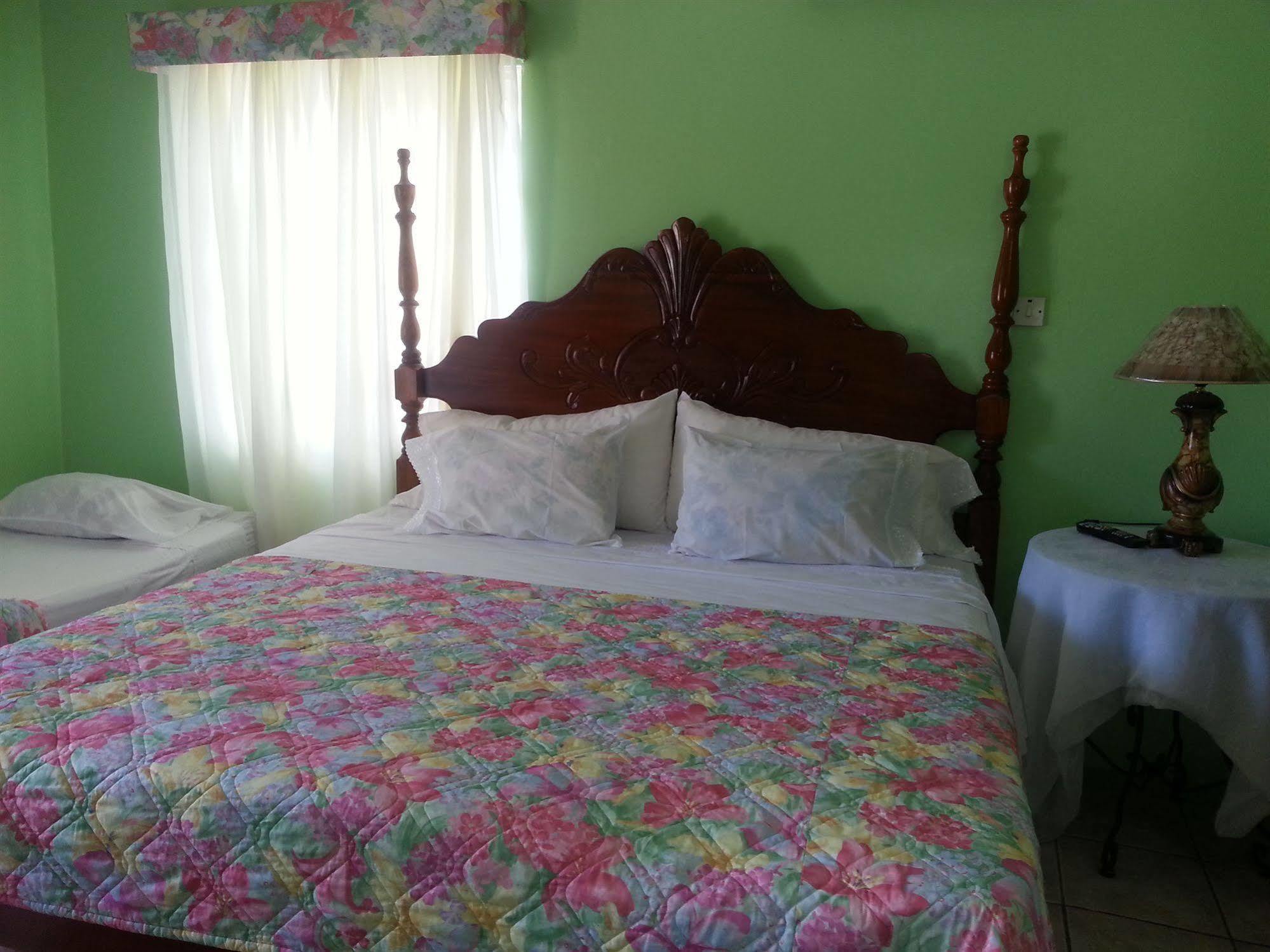 Emerald View 3* Montego Bay
