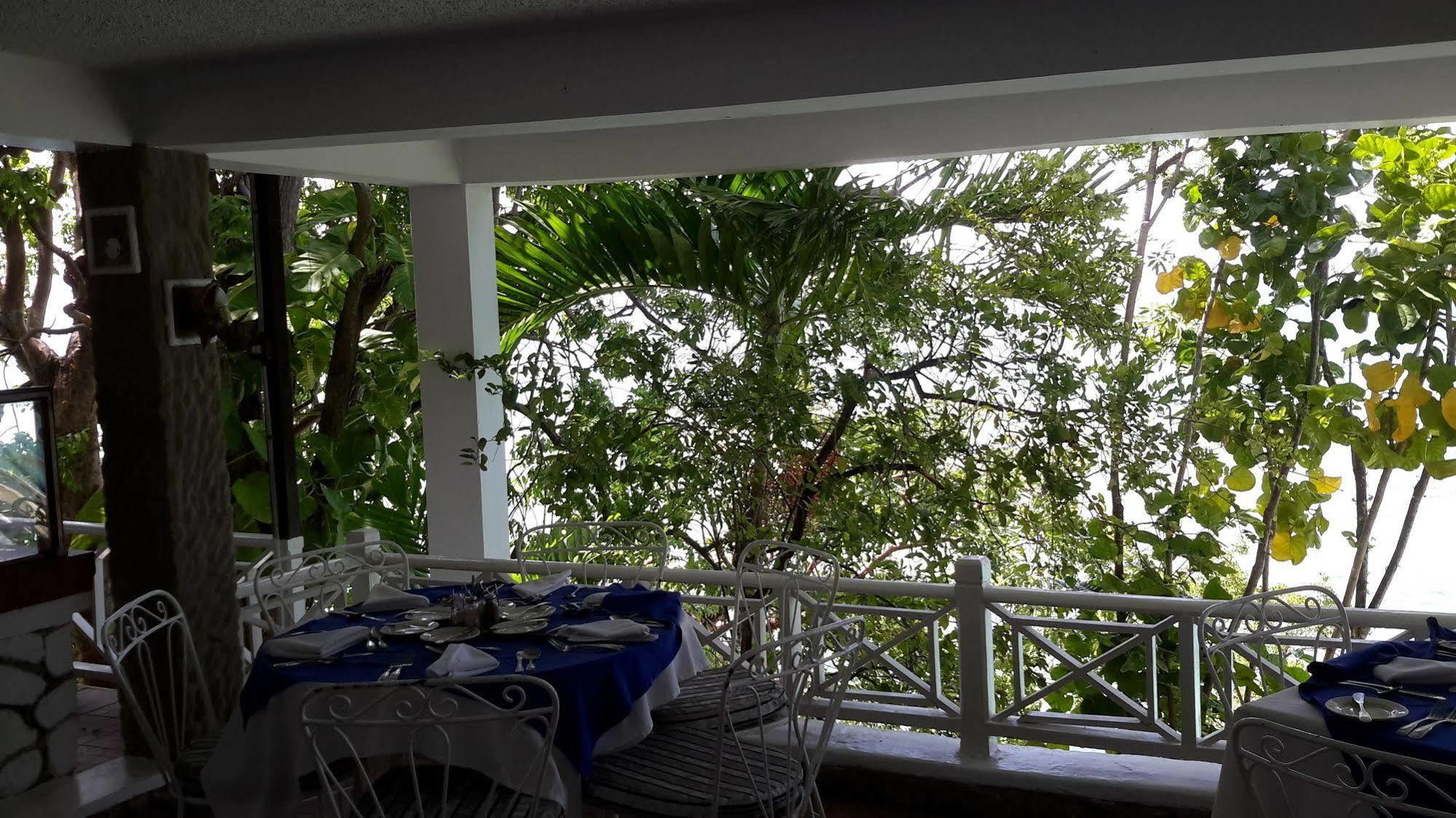 Hibiscus Hotel Ocho Rios