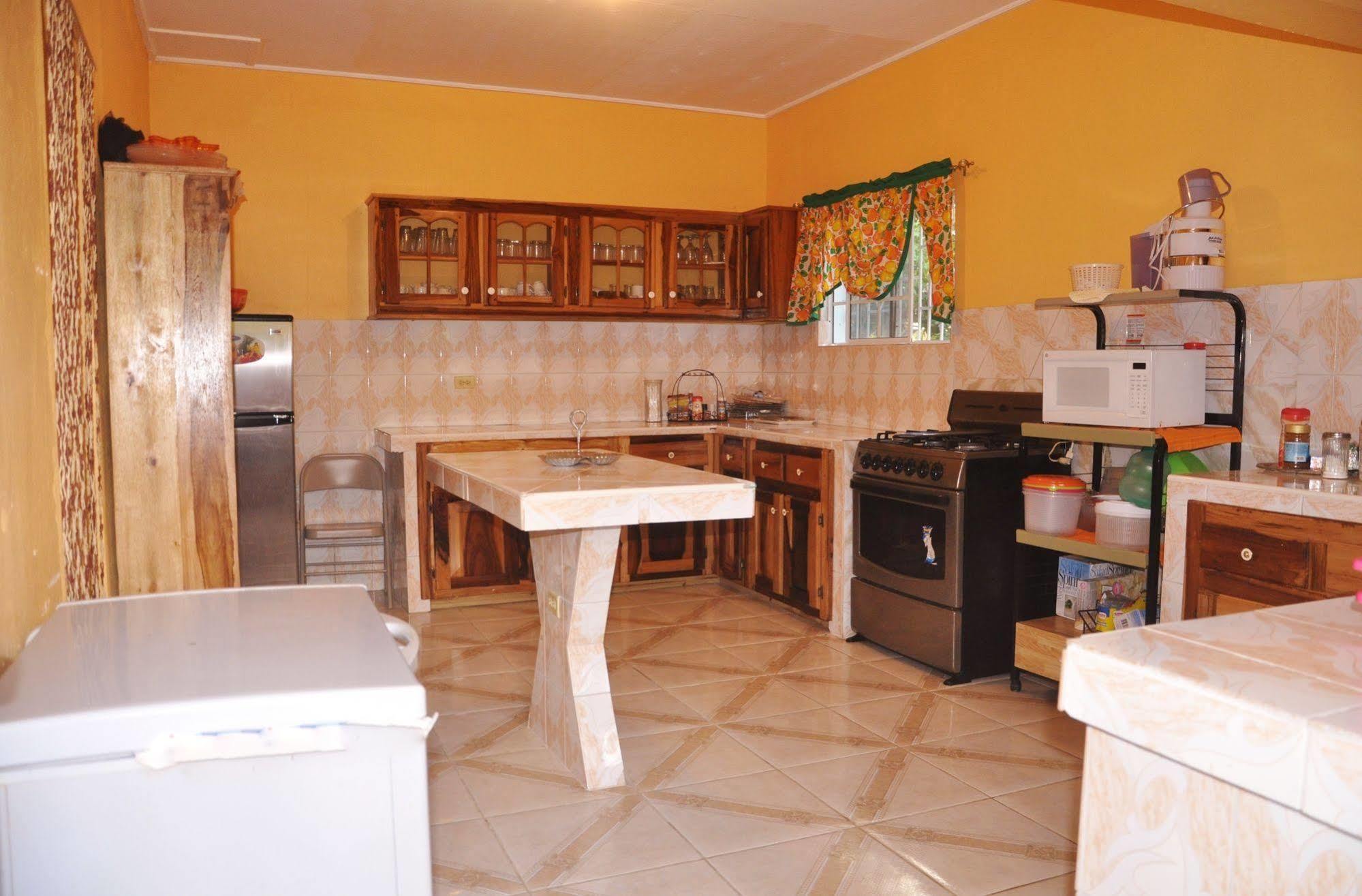 Bed and breakfast Mom's Village 2*