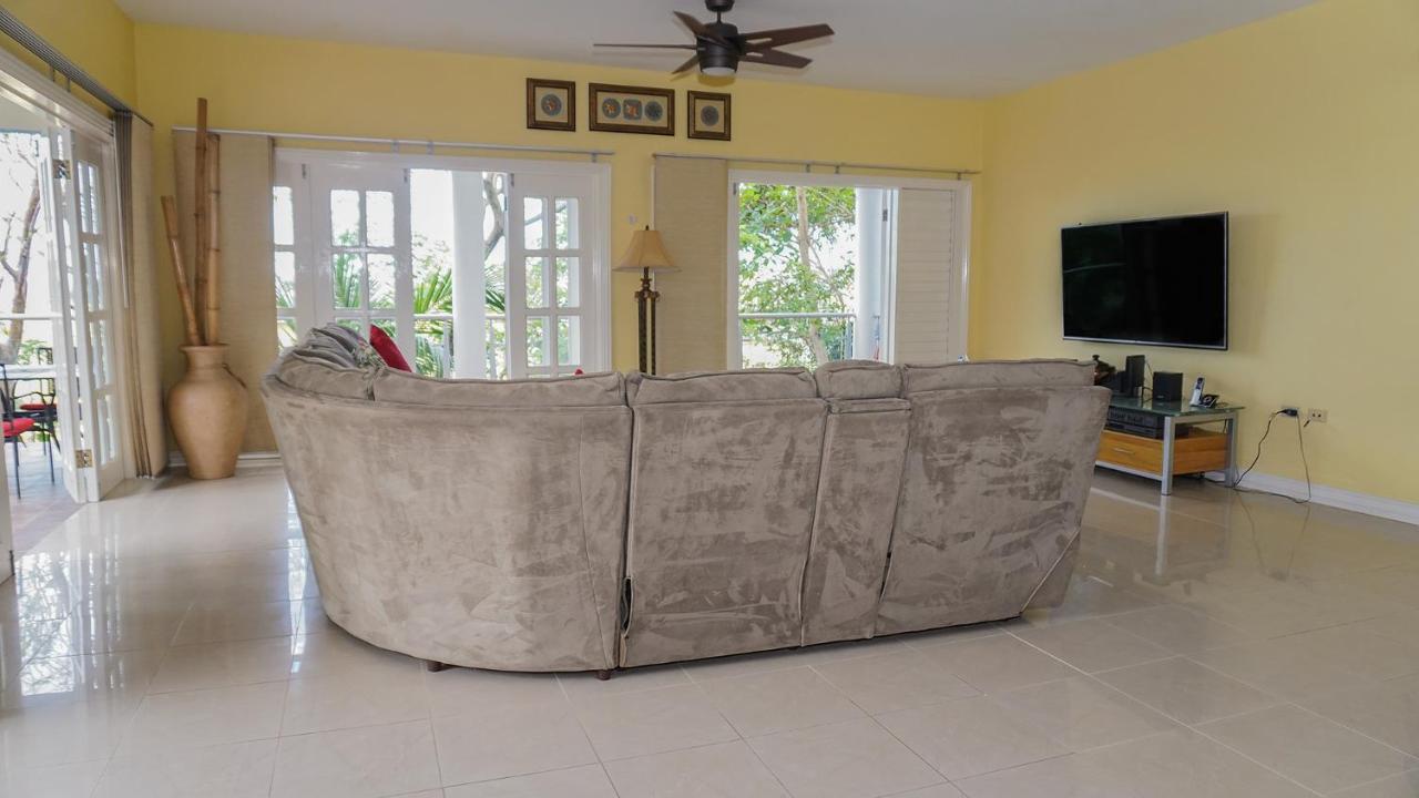 Tranquility Cove Unit 5e Apartment *