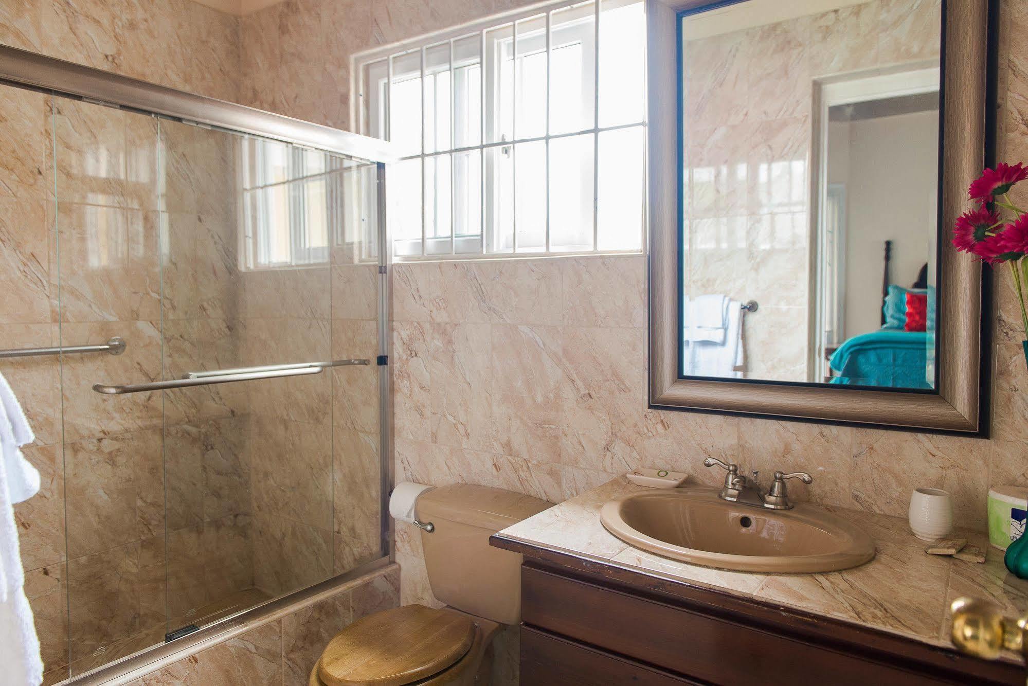 Khastle Khodero Bed & Breakfast Montego Bay