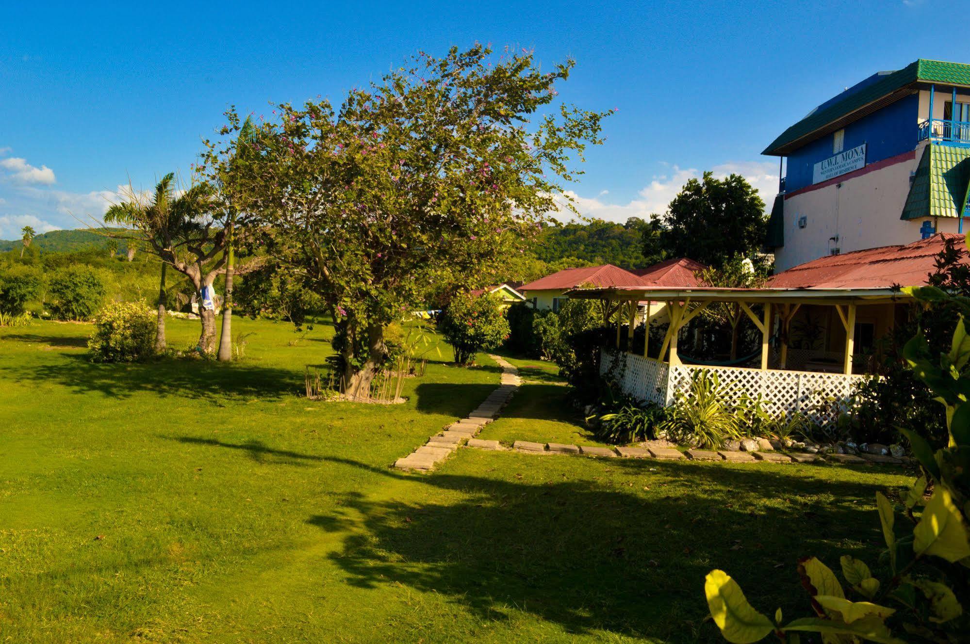 Hotel Dead End Beach Road Montego Bay