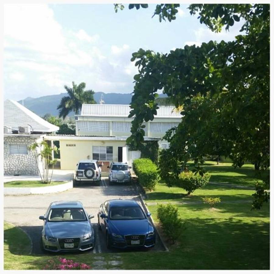 Seawind On The Bay