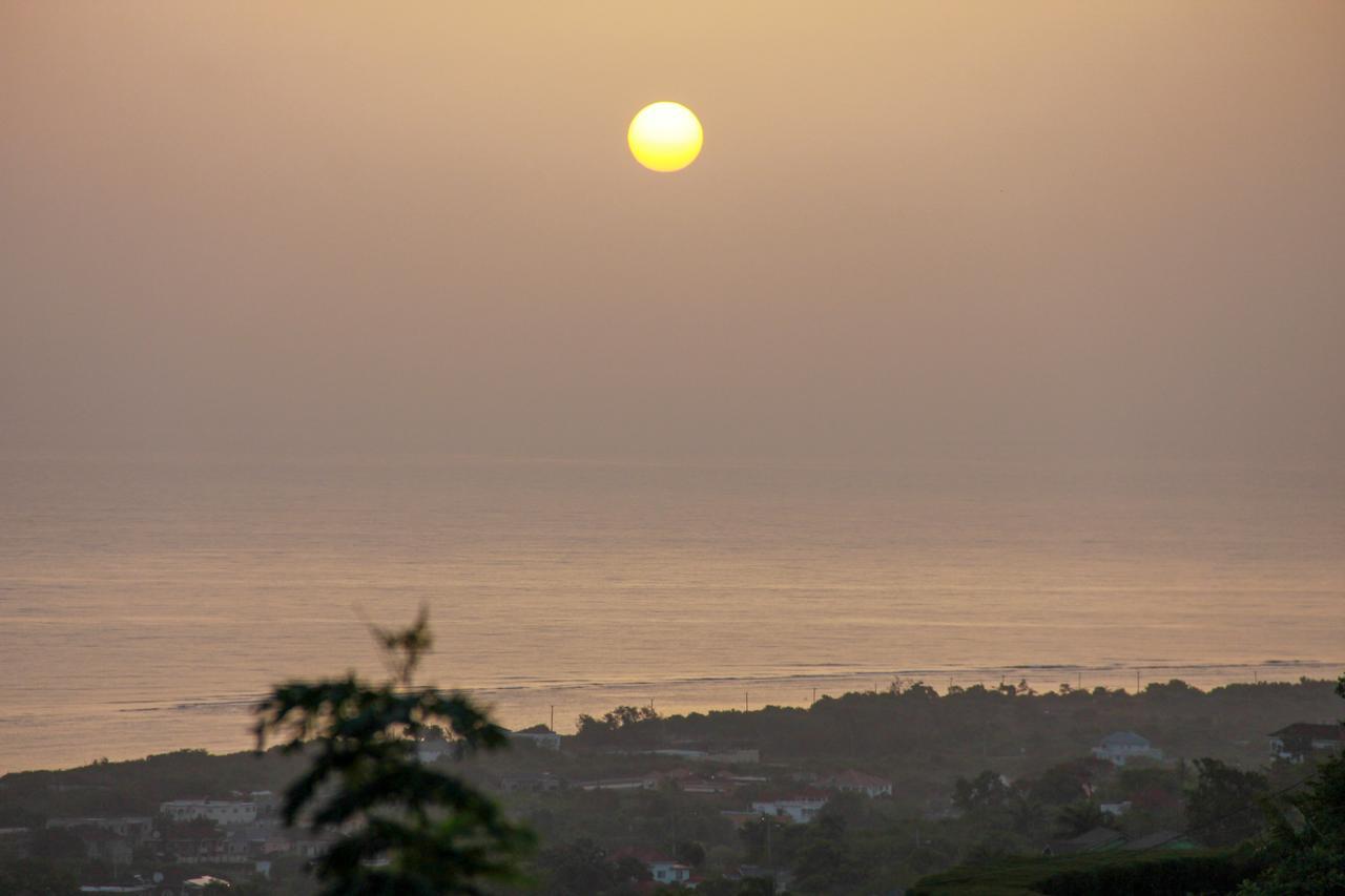 Holiday home Sunshine Lodge: Your Away From Montego Bay