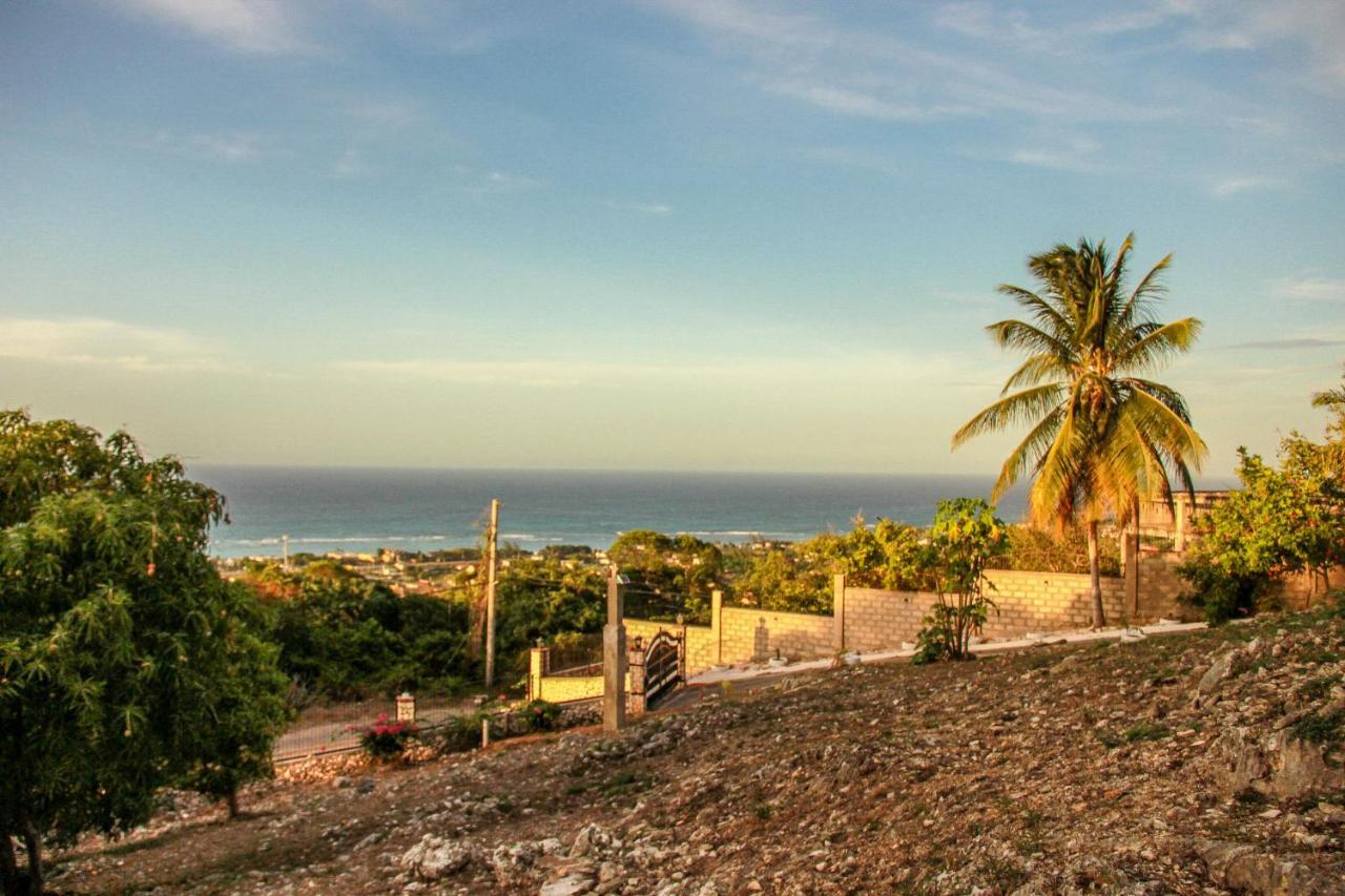 Sunshine Lodge: Your Away From Holiday home Montego Bay