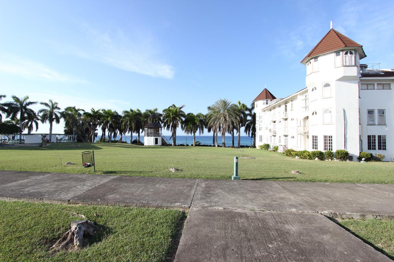 Apartahotel Seacastles By The Beach/pool *