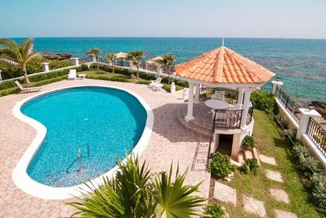 Villa Copperwood Luxury Oceanfront With Pool