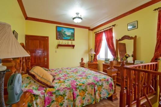 Copperwood Luxury Oceanfront With Pool * Lucea