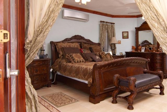Copperwood Luxury Oceanfront With Pool Villa