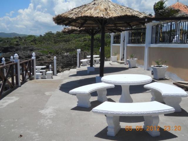 Copperwood Luxury Oceanfront With Pool Lucea