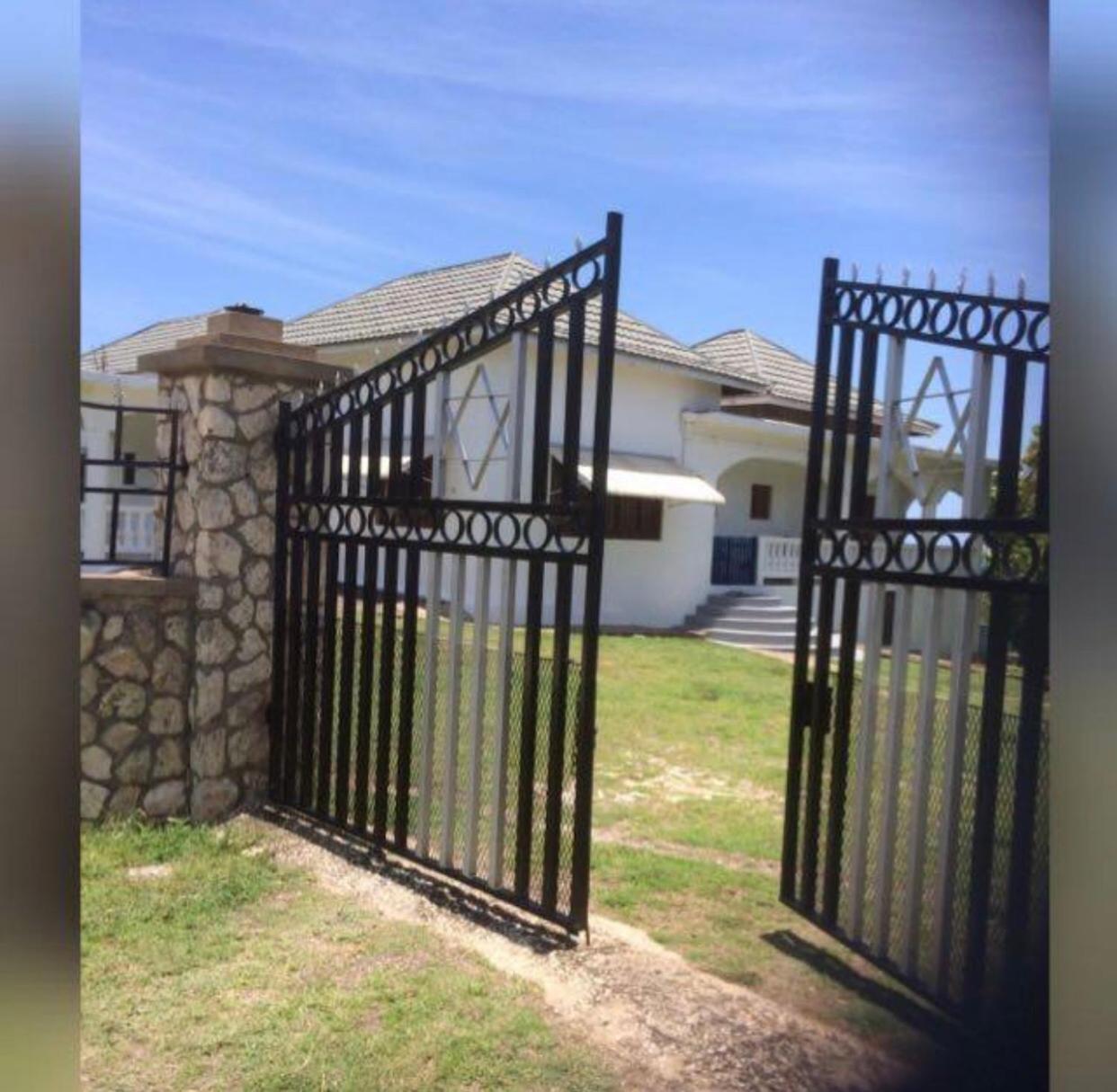 Pensión Zuri Enterprise Negril