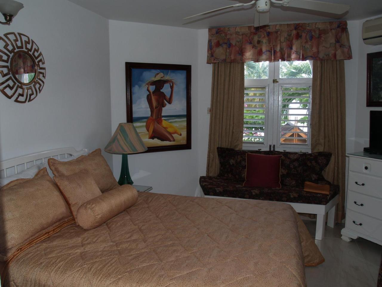 Sandcastles Resort, *