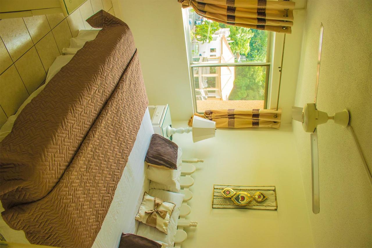 Shore At Turtle Towers * Ocho Rios