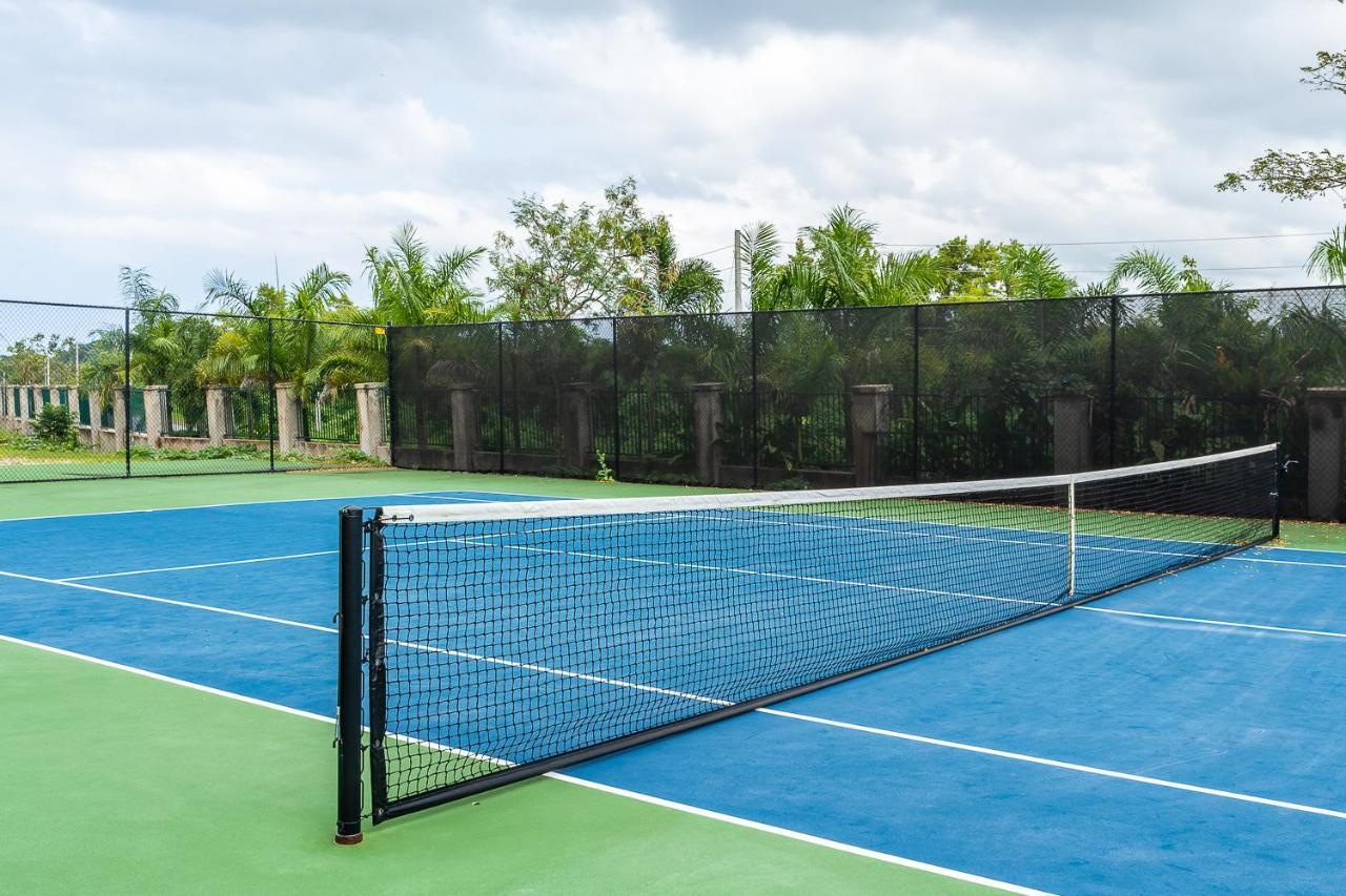 Сasa de vacaciones Little Bay Country Club
