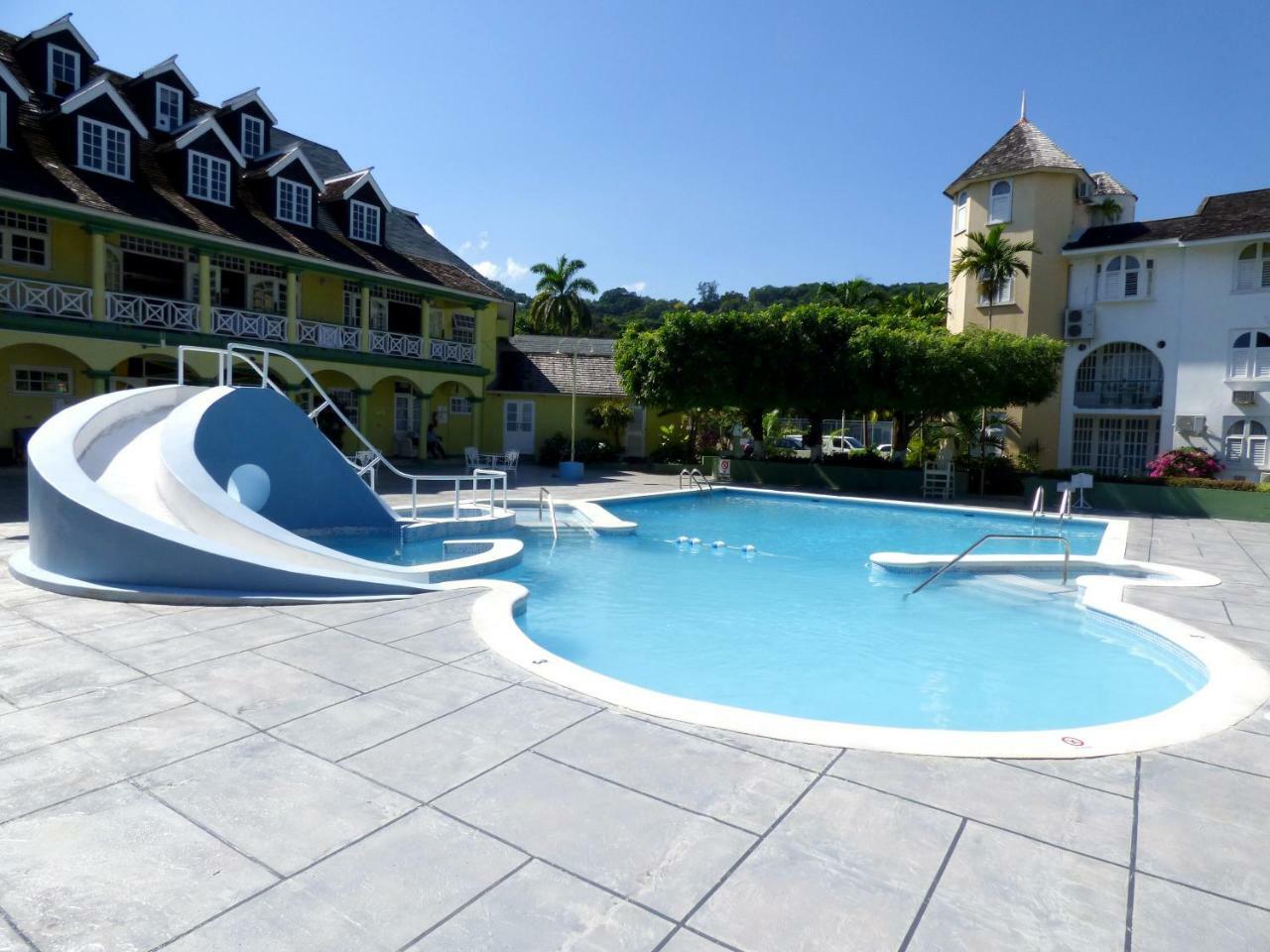 One Bedroom A17 Ocho Rios