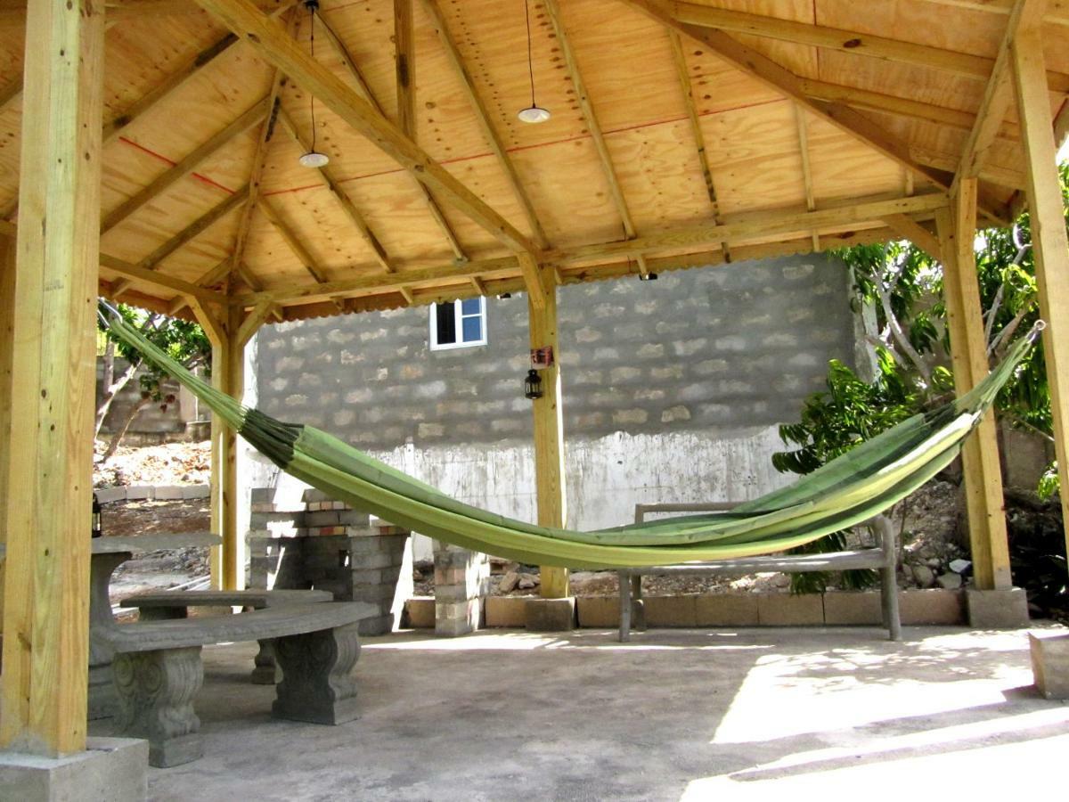 Sunshine Lodge: Your Away From Holiday home Montego Bay