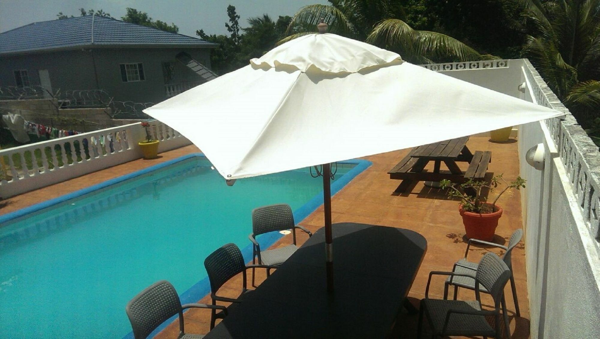 Pimento Villa *