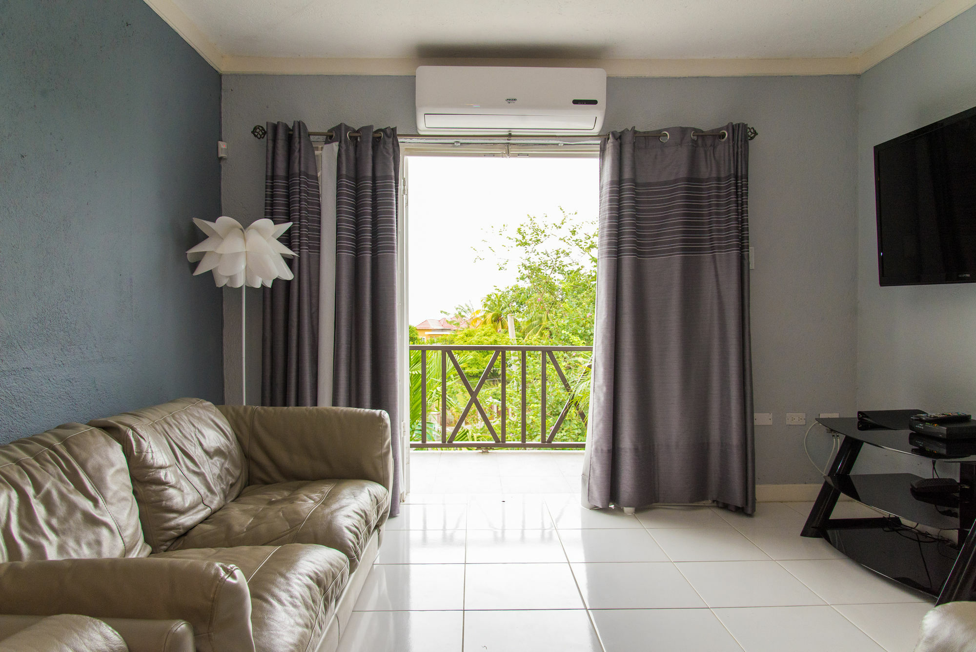 The Tallyman * Montego Bay