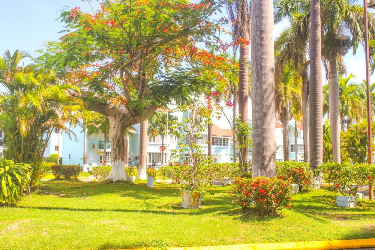 Point Village Apartamento