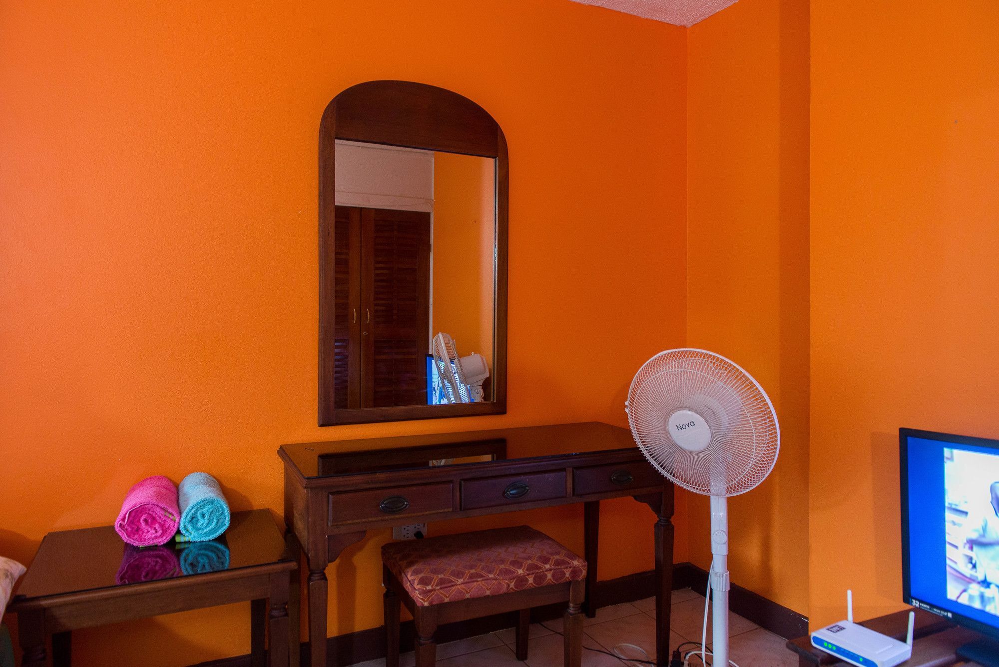 Sundreamer @ Turtle Towers * Ocho Rios