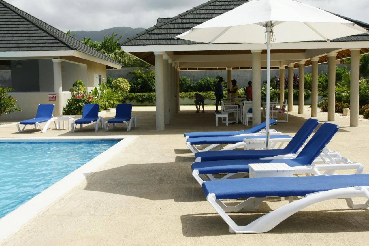 Jamnick Vacation - Richmond, St Ann, Jamaica Apartahotel *