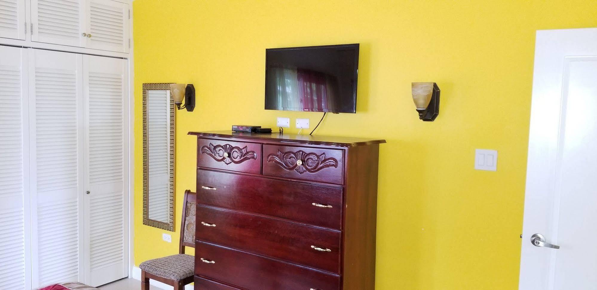 Ocho Rios At Coolshade V Apartment *