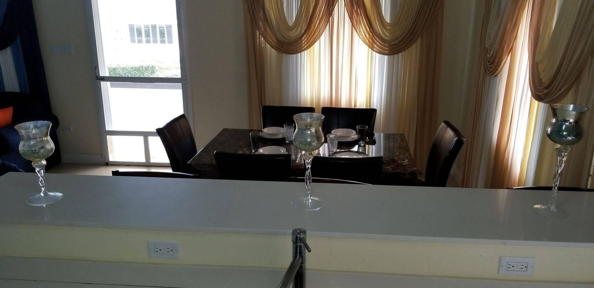 Apartment Ocho Rios At Coolshade V