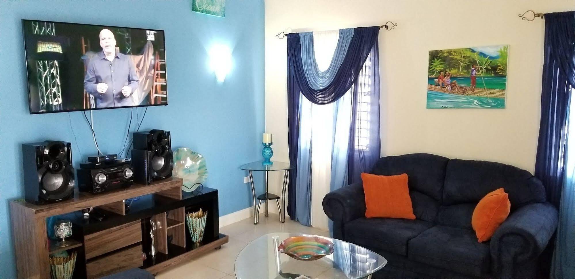 Apartment Ocho Rios At Coolshade V *