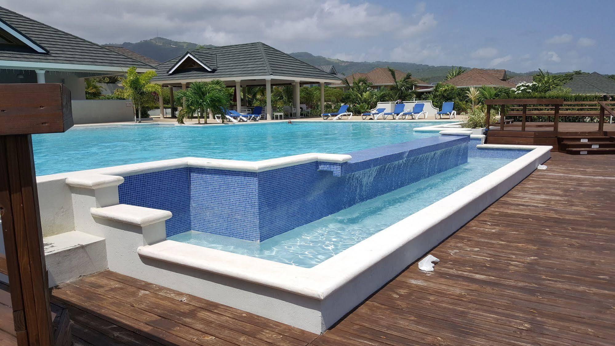 Ocho Rios At Coolshade V * Saint Ann's Bay