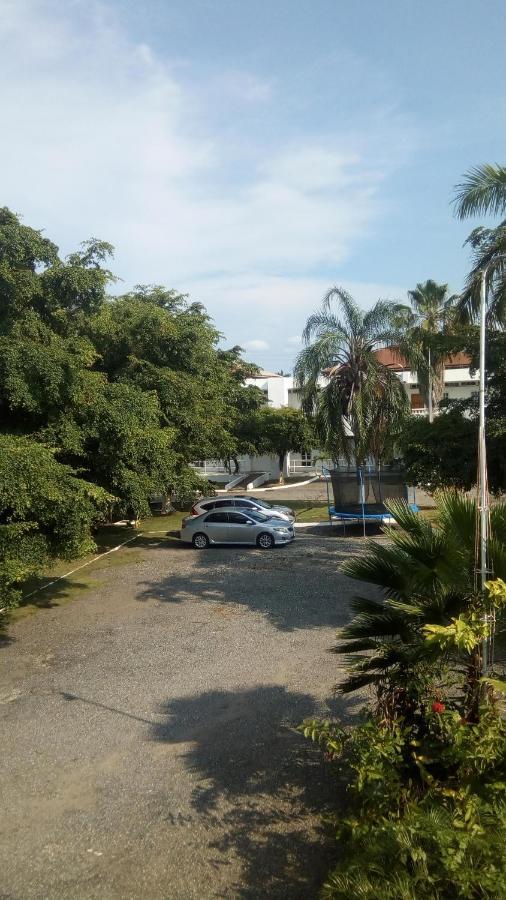 Bed & Breakfast Sea Shell Palms, 3*
