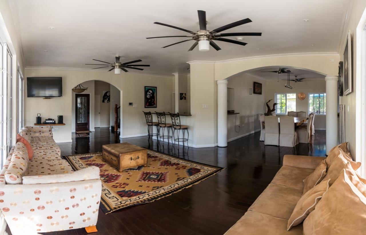 Bed and breakfast Blue Paloma Lucea