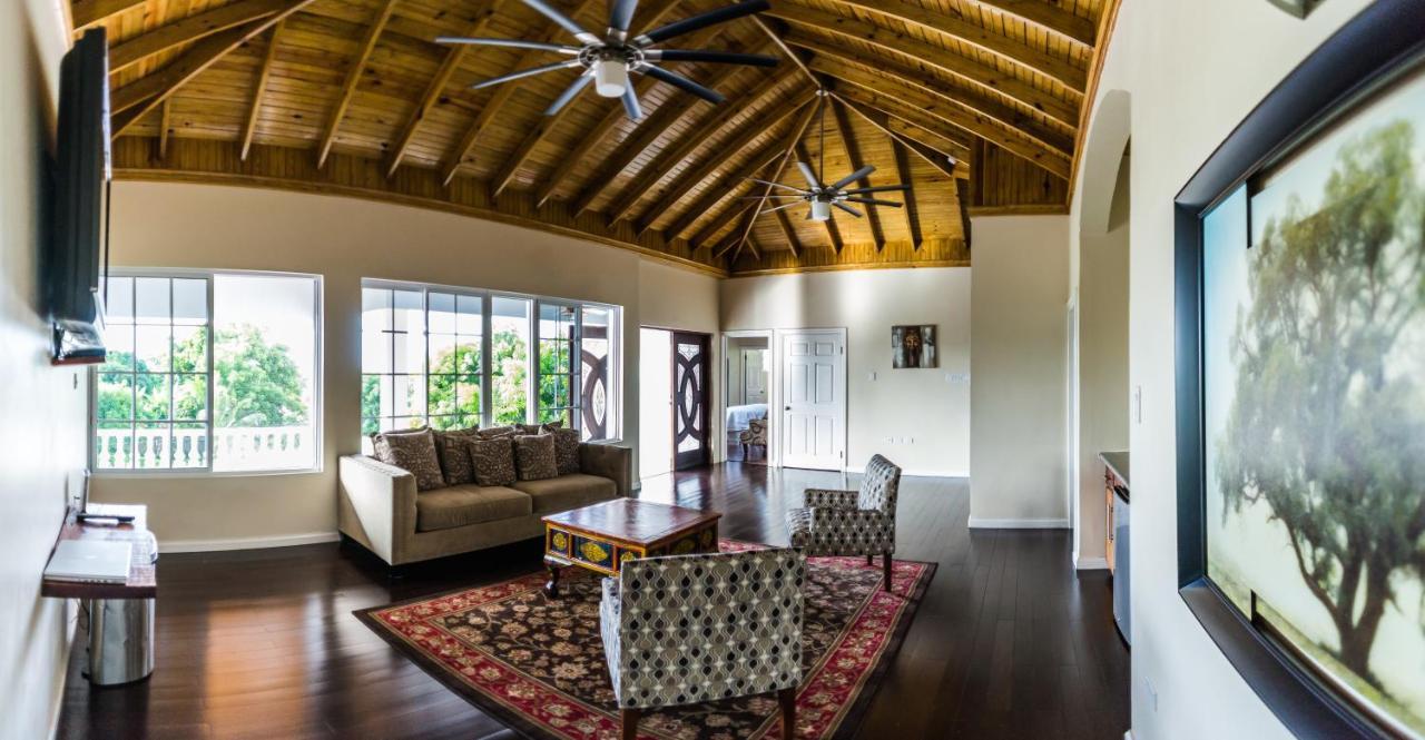 Blue Paloma Bed and breakfast *