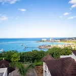 Ocho Rios Ocean Front Luxury Studio Sky Castles 24 Hrs Sleeps 2