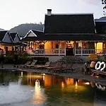 Hotel Strawberry Hill & Spa