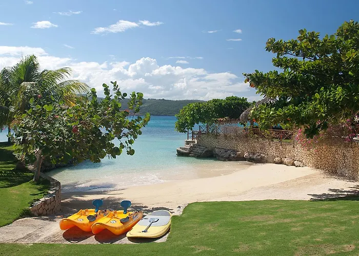 Whispering Waters Five Bedroom Villa