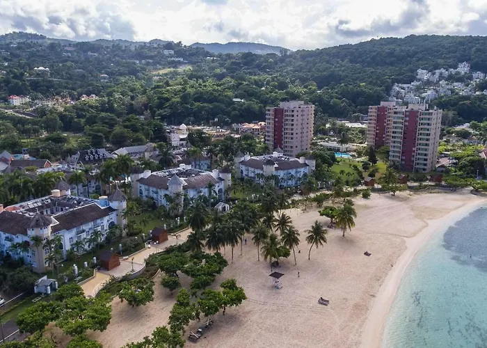 Beach Side Suite At Turtle Towers