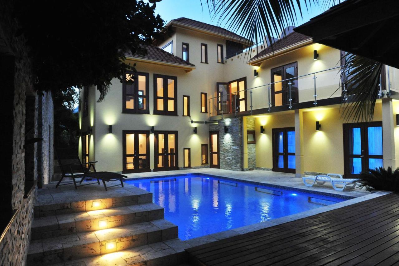 Villa One Luxe Jamaica With Private Pool, Modern Interior And Secluded *