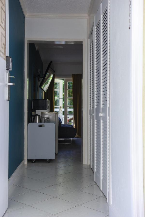 E 20 Mystic Ridge Apartment *