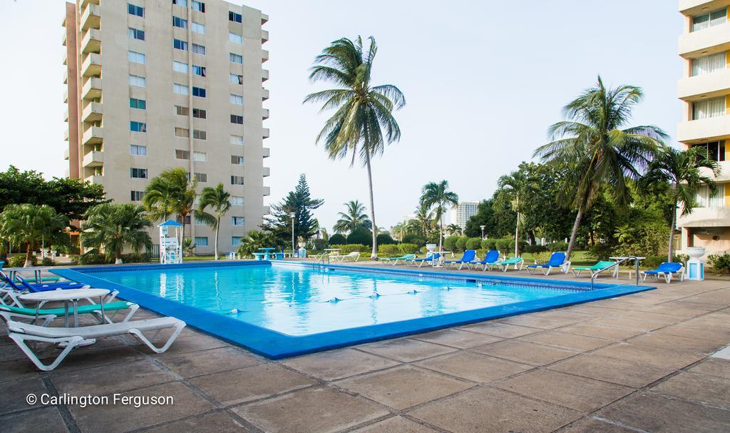 Turtle Towers Apartahotel