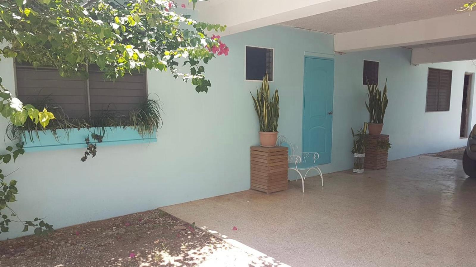 Ancella'S Garden Apartment-Beach-5Min Drive, 1 Hr Montego Bay, 25 Mins Ocho Rios, Continental Breakfast Runaway Bay