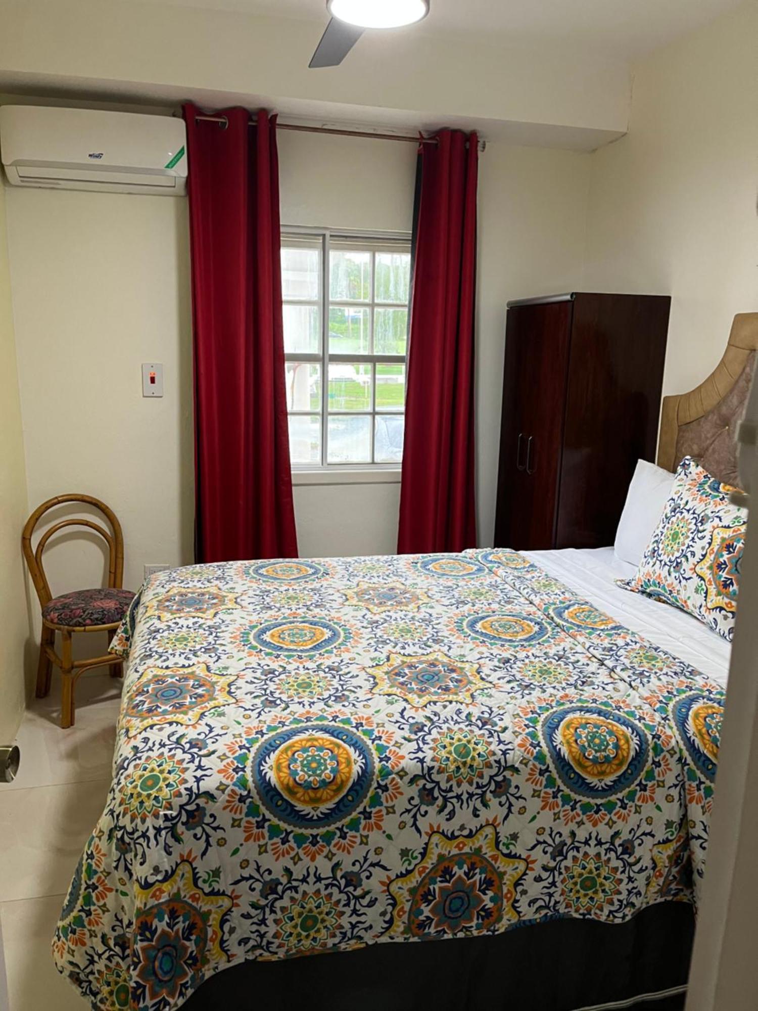 Seacastles By The Beach/pool Apartahotel *