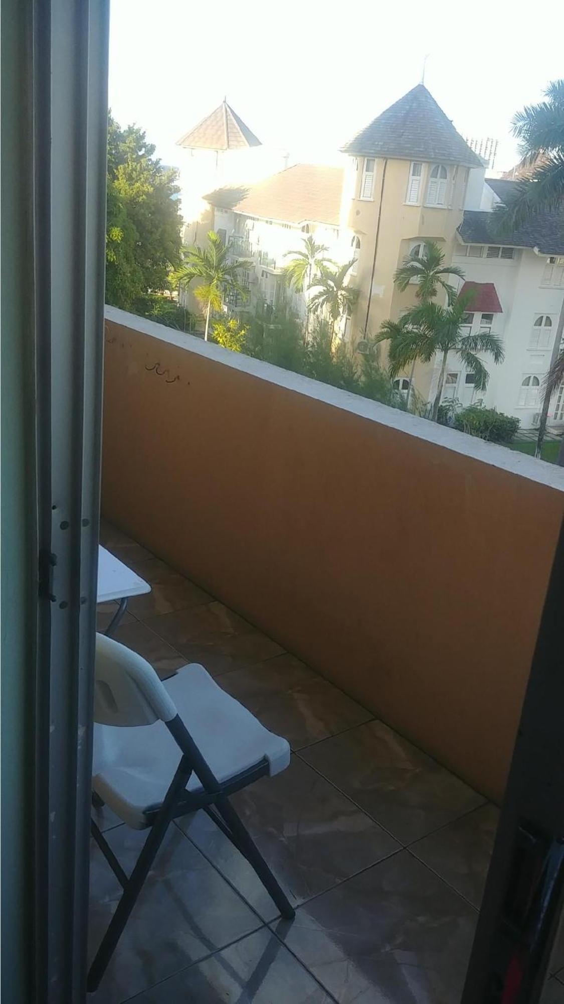 Apartamento Beach-side At Turtle Towers *