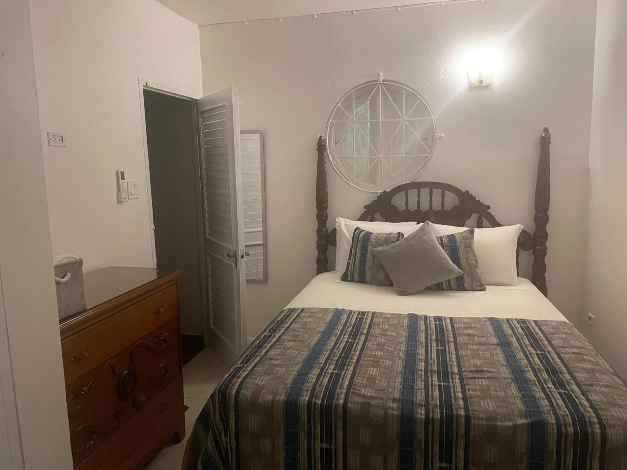 Apartamento Oceanbreeze Jamaica Penthouse, 7-minute Walk To Ocho Ríos