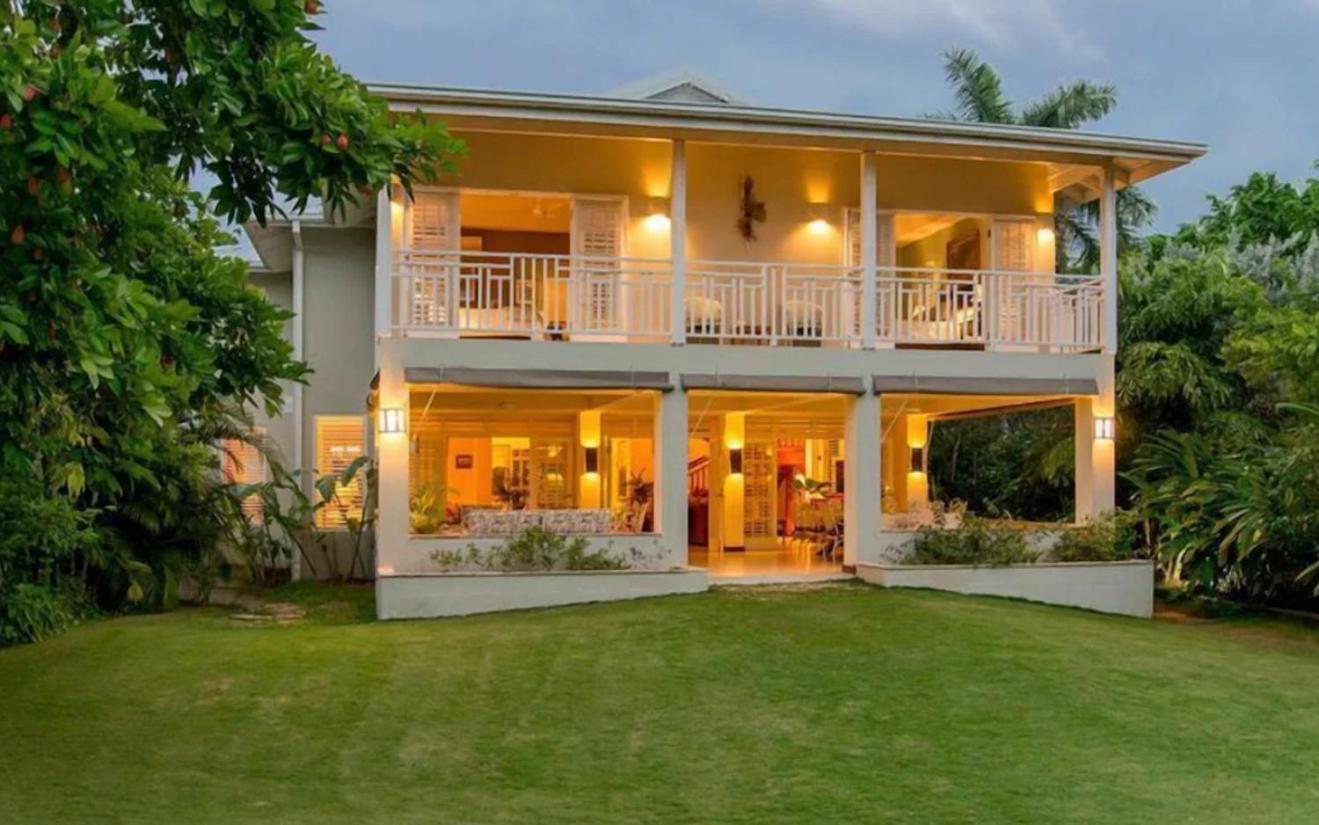 Coral Cove- Beachfront 5bedroom With Private Pool Discovery Bay