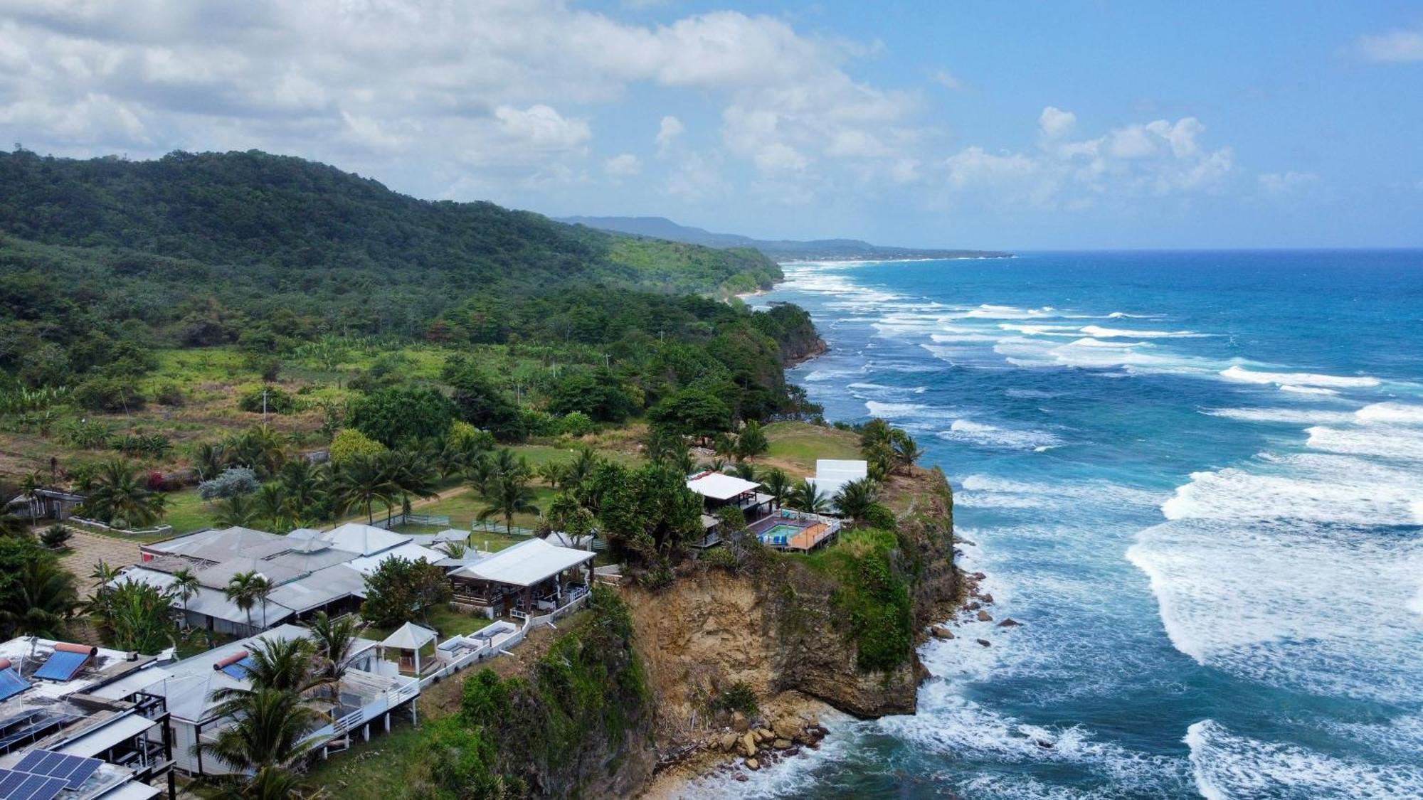 The Sea Cliff & 4*