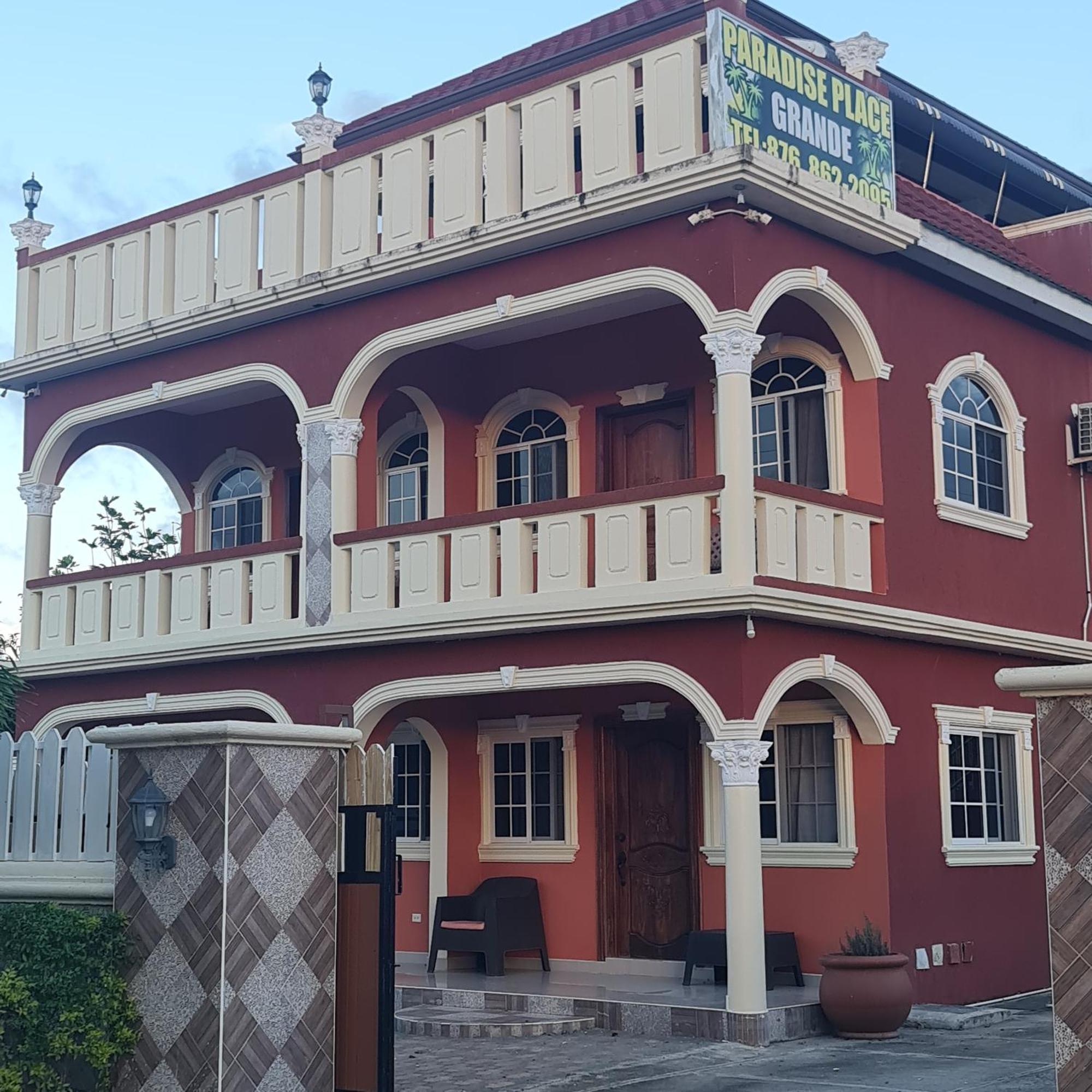 Guest house Paradise Place Grande Twin Beds *